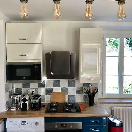 La Maison Du Passeur * Pressagny-lʼOrgeuilleux