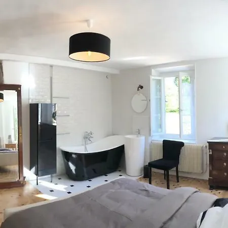 La Maison Du Passeur * Pressagny-lʼOrgeuilleux